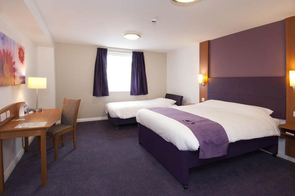 Premier Inn London Euston Exterior foto